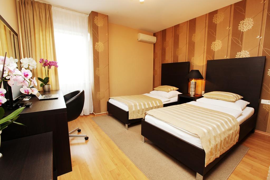 City Hotel Nitra With Free Parking ห้อง รูปภาพ