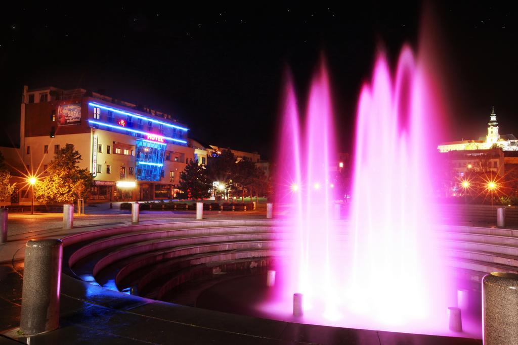 City Hotel Nitra With Free Parking ภายนอก รูปภาพ
